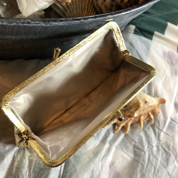 Vintage Style Cosmetic Bag, Dual Use, Snap/Zip Closure, Gold - Picture 5 of 16